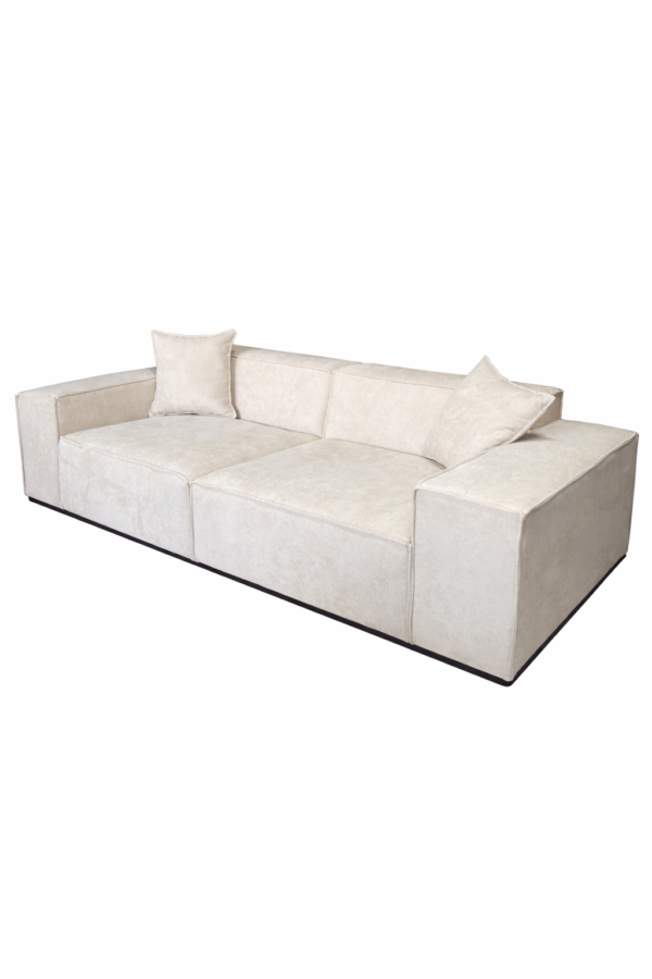 كنبة ثلاثية