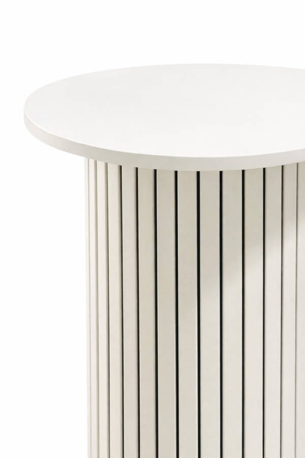 سكملة خشبية بارتفاع عالي