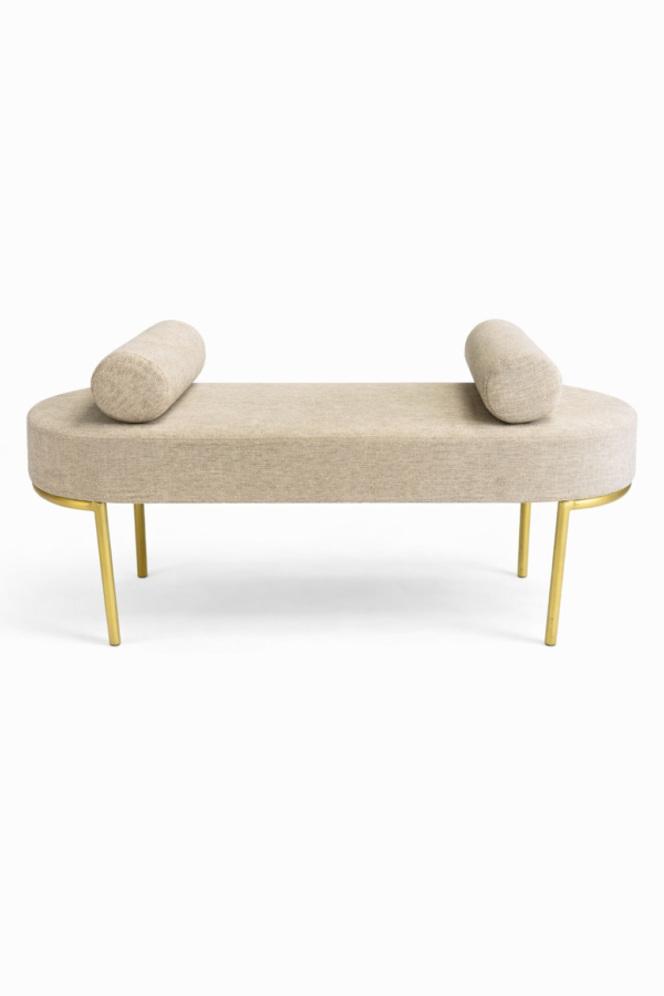 بفة مع مخدات بتصميم مطوّر