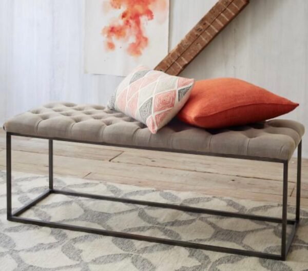 بفة مستطيلة بارجل معدنية